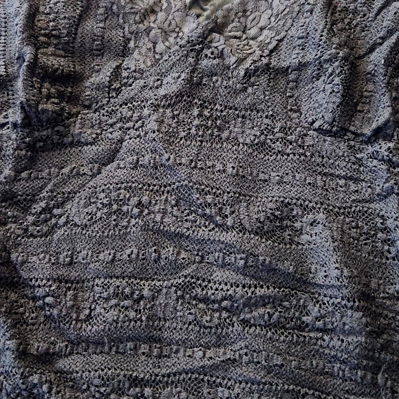 Michael Kors Lace Sheer Deep V-Neck Sleeveless Top - Picture 6 of 8